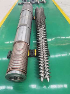 শঙ্কুযুক্ত ট্যান্ডেম স্ক্রু সিস্টেমের জন্য স্ক্রু কাঠিন্য HRC 58-62 এবং নাইট্রাইডিং কাঠিন্য 950-1050HV